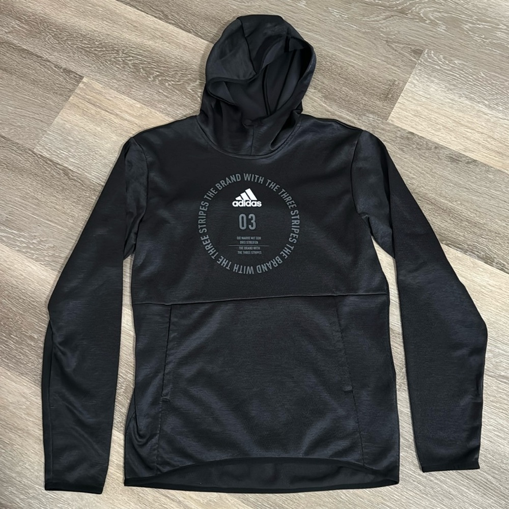 Like 🆕 Adidas Men’s lightweight Climawarm Hoodie, Black, Size Adult S